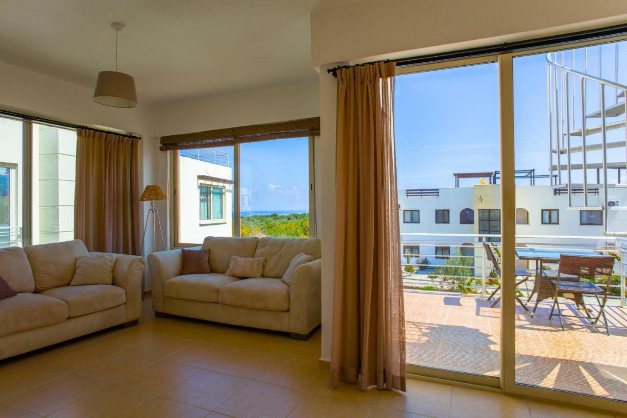 Apartment - Penthouse 200 Meters From The Beach Agios Georgios  Eksteriør bilde